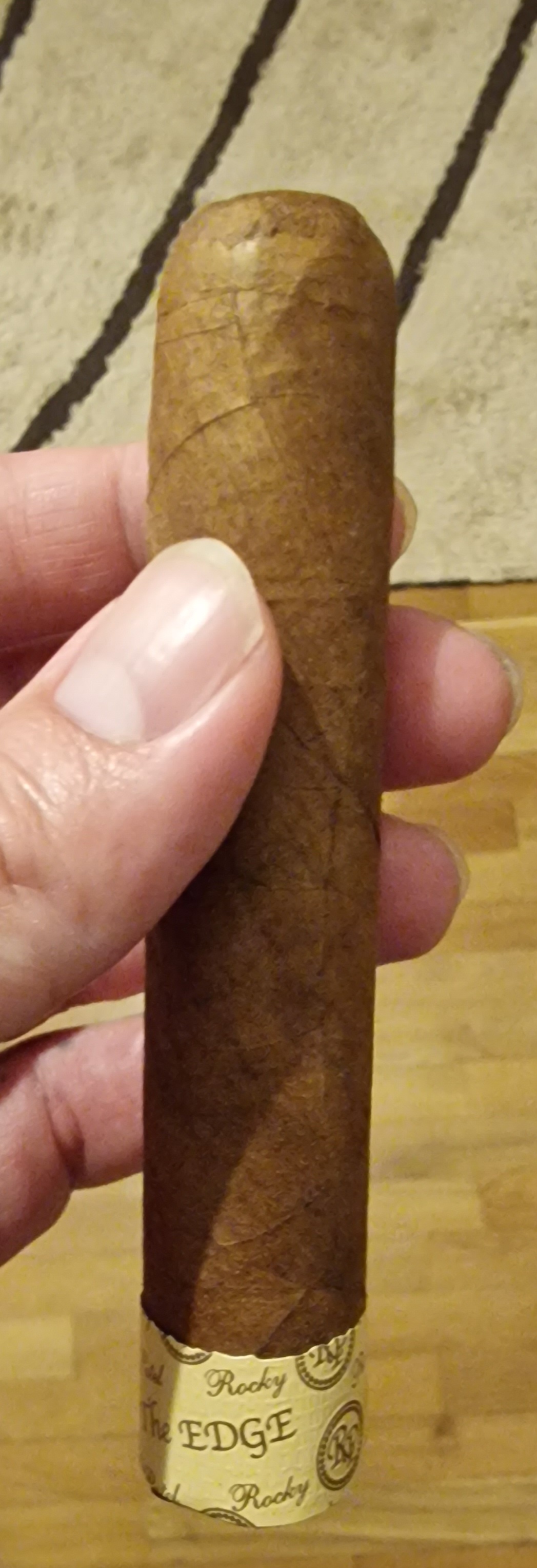 Rocky Patel The Edge Corojo Short Robusto